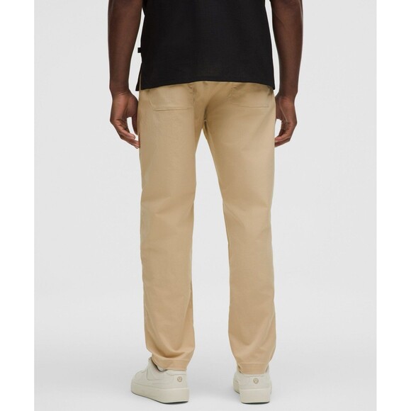 lululemon Men's Relaxed-Tapered Smooth Twill Trousers 32 - Picture 1 of 9